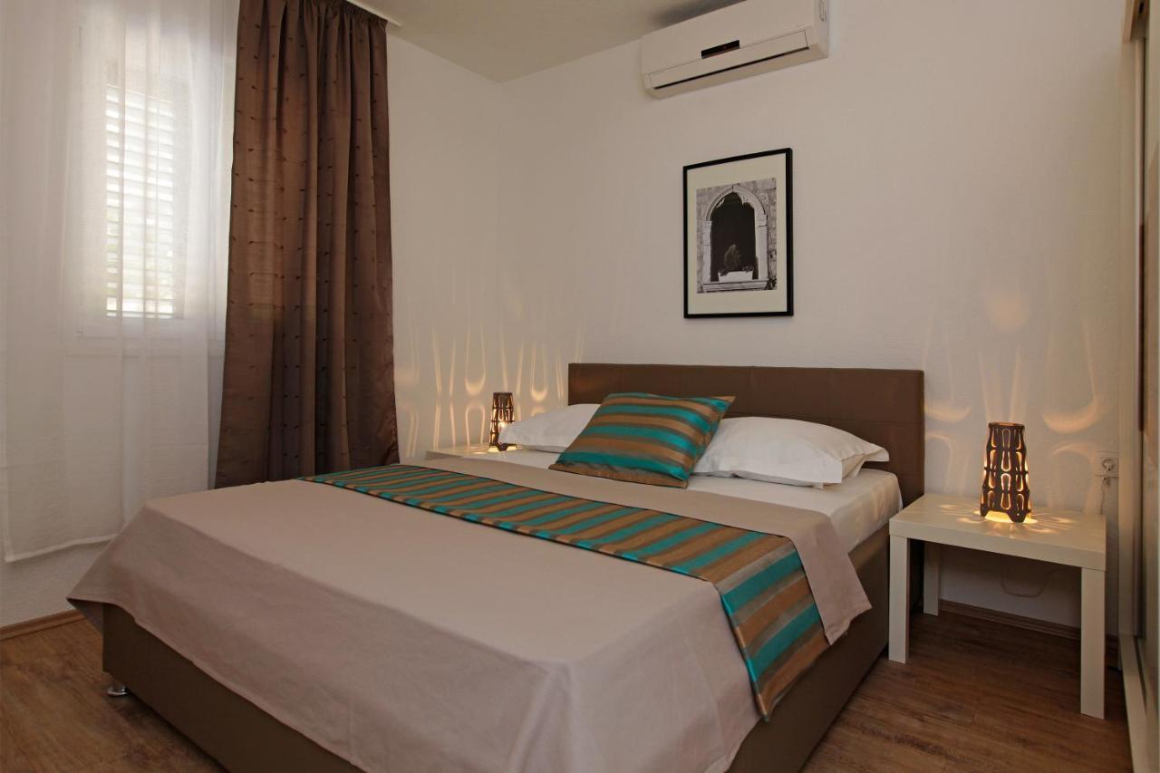 Iris Apartments Bol (Adults Only) ภายนอก รูปภาพ