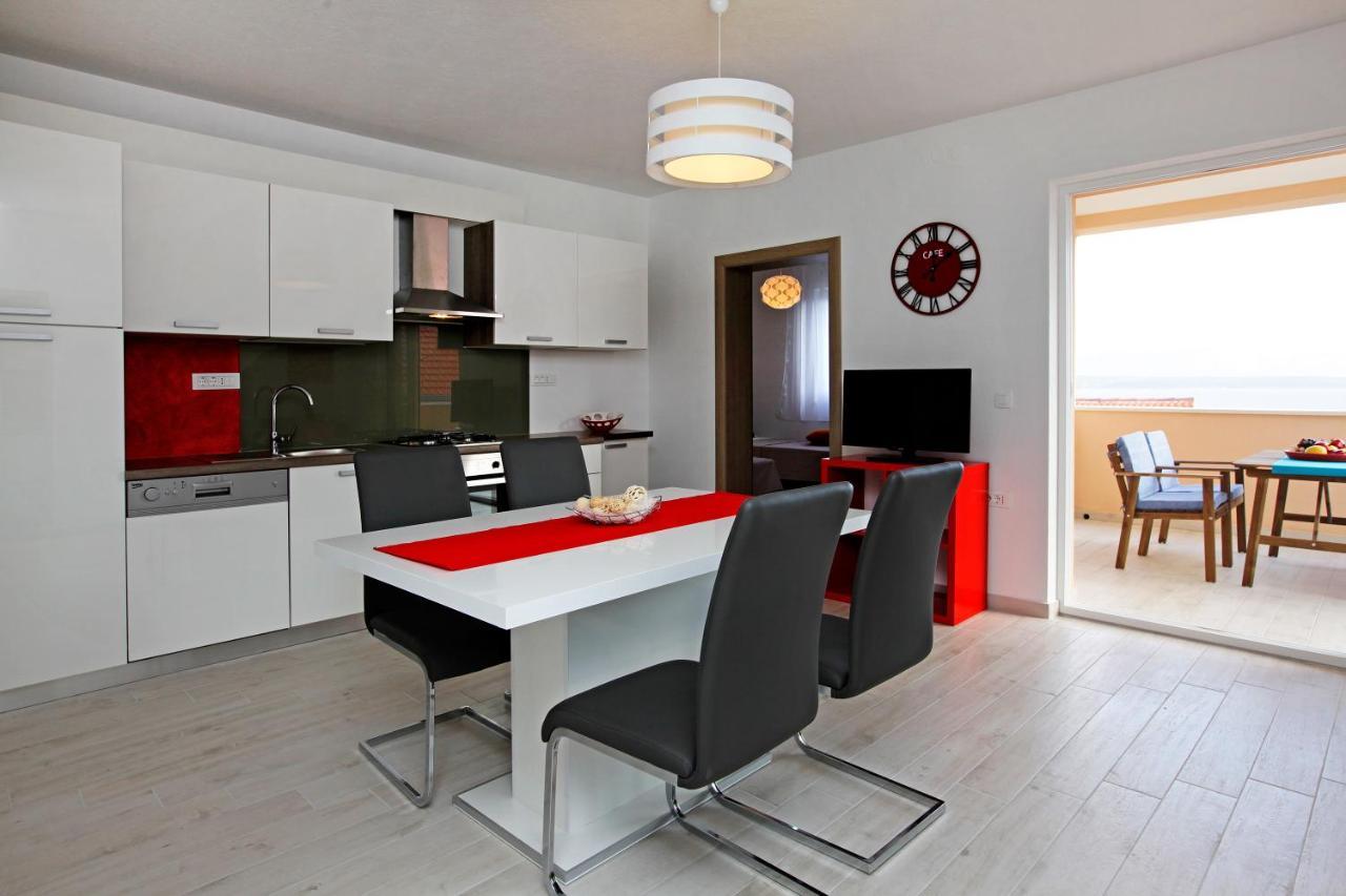 Iris Apartments Bol (Adults Only) ภายนอก รูปภาพ