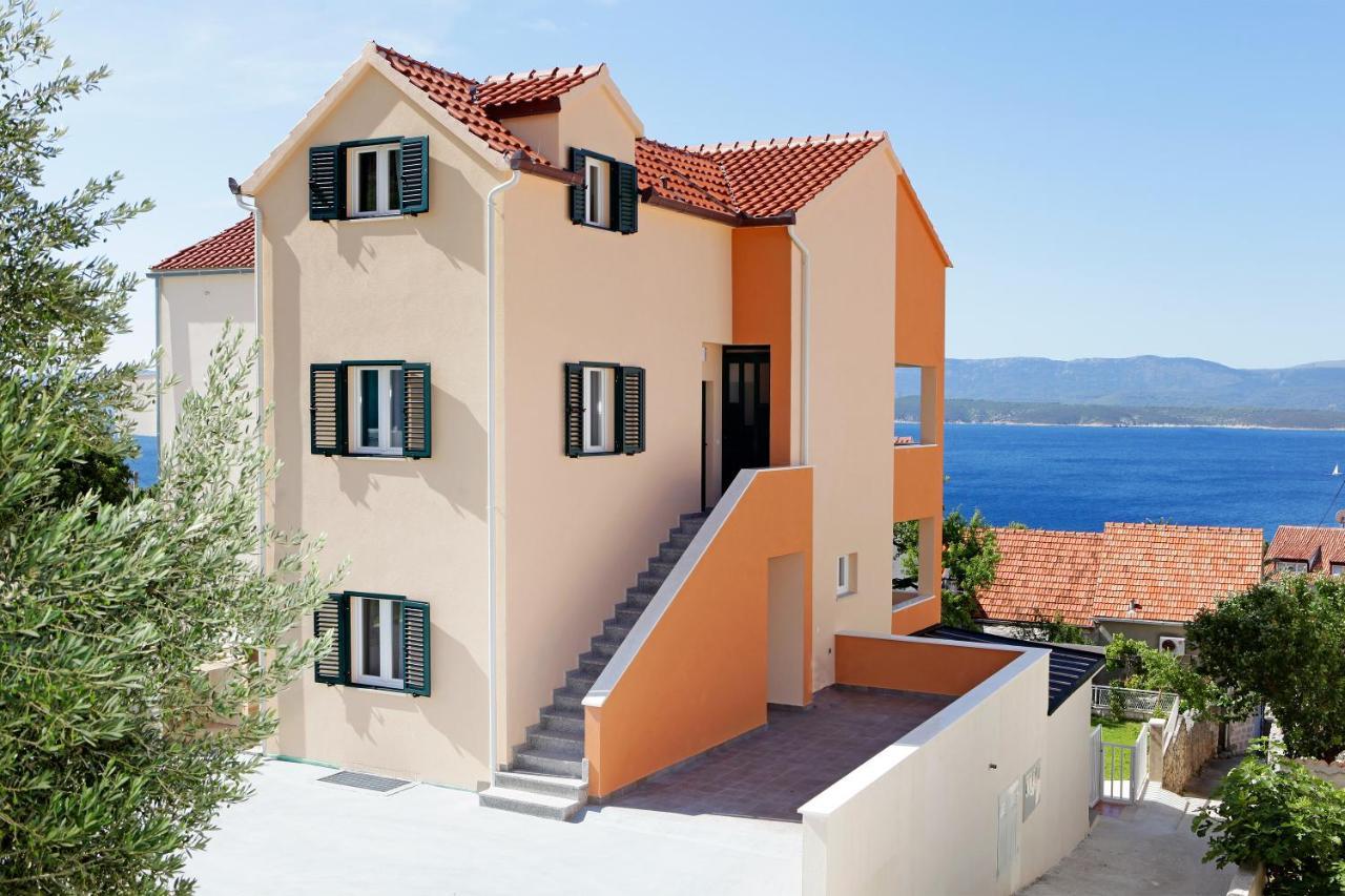 Iris Apartments Bol (Adults Only) ภายนอก รูปภาพ